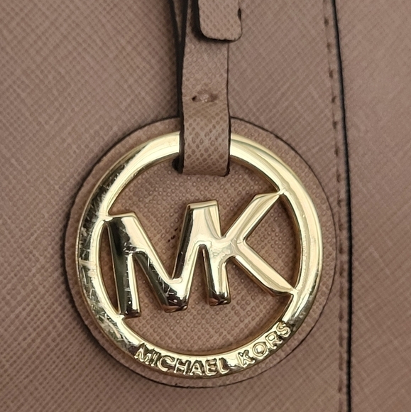 Michael Kors Medium Jet Set Top Handle Tote Bag - Picture 2 of 15